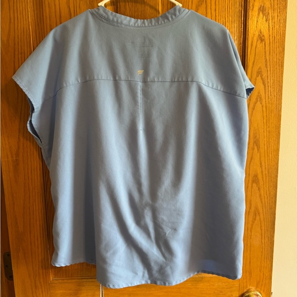 Fabletics Light Blue Top - Picture 2 of 5